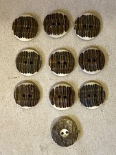 Alt 10  Hirschhornknöpfe /