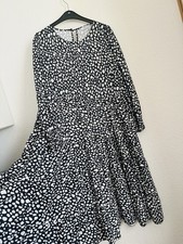 *Hailys*  Stufenkleid Volantkleid  Kleid Midi Gr. M Schwarz Weiß Langarm