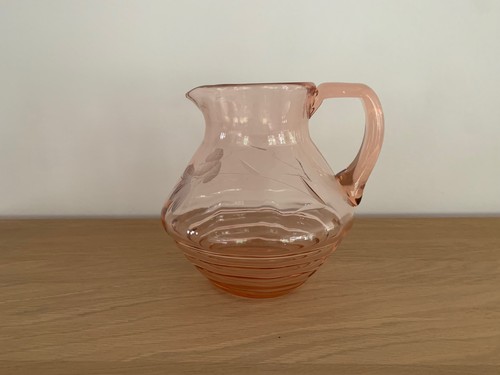 Alter wunderschöner glas - glas, krug