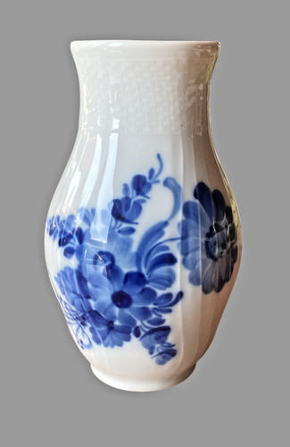 Royal copenhagen vase - royal,