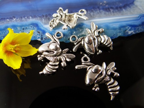Biene anhänger 22x17mm - biene,