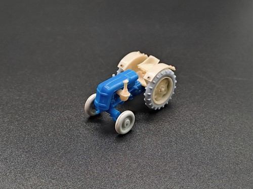Haufe ddr traktor - 1:87,