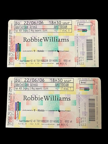 Robbie williams concert - robbie,