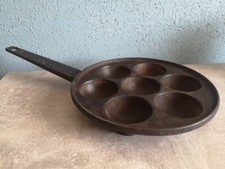 Alte 1,300 Kg schwere Gusseiserne Schneckenpfanne mit 21cm Durchmesser gebraucht