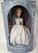 Disney Limited Limitierte 17“ Cinderella Puppe Disneystore