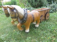 Pferd mit Wagen Pferdegespann