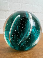 Vintage CAITHNESS Scotland Paperweight Briefbeschwerer Signiert Bubble Petrol