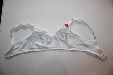 Damen BH Triumpf Größe 75 C NEU schön & sexy