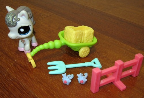 Hasbro littlest pet - ~,