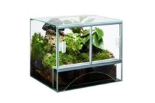 Terrarium mit Schiebetüren