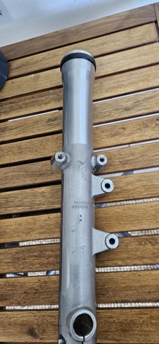 Triumph speedmaster 865 fork - triumph,