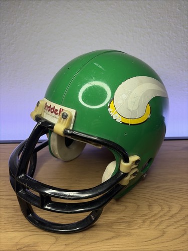Vintage american football helm - vintage,