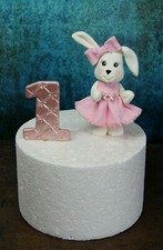 Essbarer Handarbeit niedlicher HASE Hasenmädchen 1. Geburtstag Tortenaufleger / Deko
