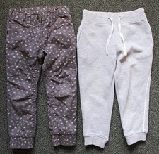 2x Hosen Gr. 98 : Mädchen
