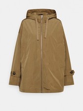 Damen, Marco O Polo￼ Cape -