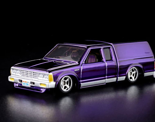 Hot wheels collectors nissan - collectors,