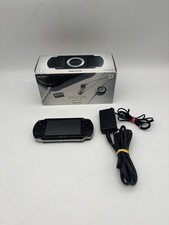 Sony Playstation Portable PSP 1004 Handheld Konsole - Schwarz - Value Pack - OVP