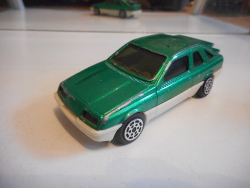 Hotwheels ford sierra - sierra, xr4i