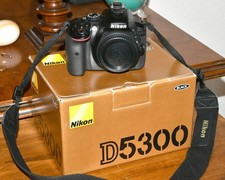 Nikon D5300 Kamera + wie