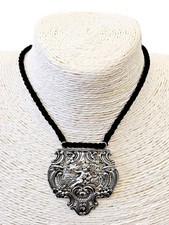 Antiker Pracht-Anhänger Putto