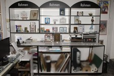 Komplette Ladeneinrichtung