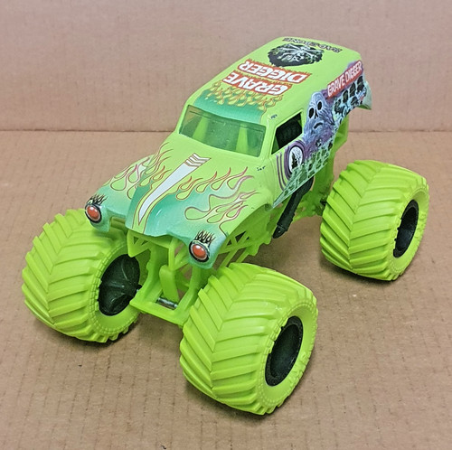 Monster jam bkt - bkt, digger