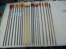 Bogen 22 Pfeile Konvolut für Bogenschießen mit Metallspitze Länge zw. 70 u. 75cm