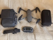 DJI Mavic 2 Zoom 4K Drohne mit
