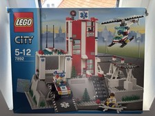LEGO City: Krankenhaus / Hospital (7892) - vollständig mit OVP und OBA