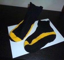 Puschen Hüttenschuhe Bettschuhe SCHWARZ - Gelb Gr.40/41  ***  NEU - Handarbeit
