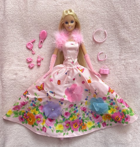 Barbie flower surprise - barbie,