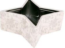 Stern Schale mit Rosenmuster