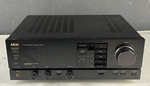 Akai sound amplifier - am-32,
