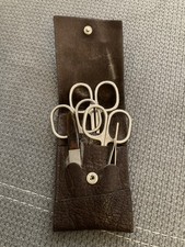 Pfeilring Solingen, altes Maniküre Set im Leder Etui mit 2 Hautscheren 4264