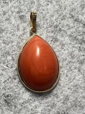 Koralle In 750 /18 Karat Gold