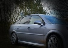 Opel Vectra C - OPC -  B und C Säulenverkleidung OPC in Glanzschwarz