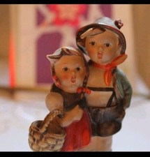 Goebel Figuren " Junge &