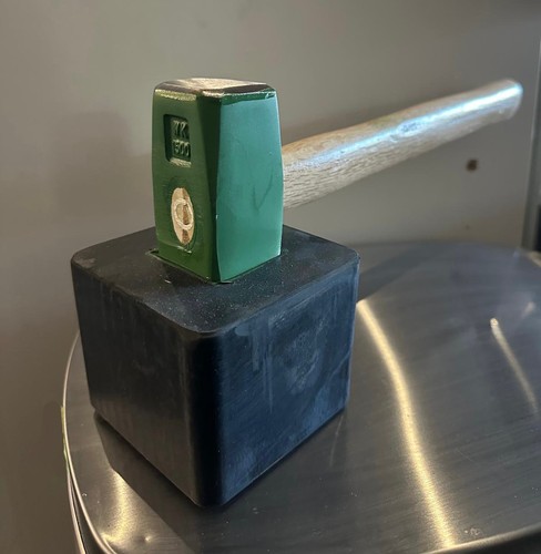 Plattenlegerhammer