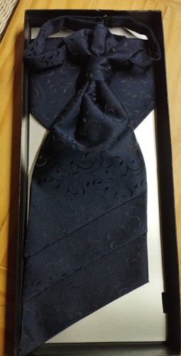 Wilvorst plastron mit - wilvorst,