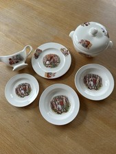 Altes Kindergeschirr mit