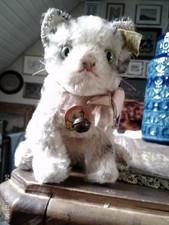 Steiff Susi Katze 2740/14um 1958 Fahne Knopf Schleife Titel unbespielt Vitrine !