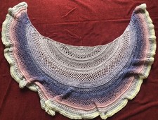 wunderschönes Schultertuch, gehäkelt, Handarbeit, Baumwolle, Unikat, 120 x 45 cm