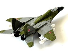 MIG-29 Fulcrum Air Fighter Flugzeug Modell Spielzeug Diecast Maisto 1:100 geöffnete Bliste