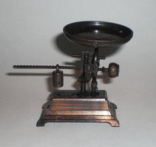 Alte Waage Die-Cast - Anspitzer Bleistiftspitzer Metall TOP!