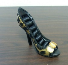 Eleganter Ringhalter in