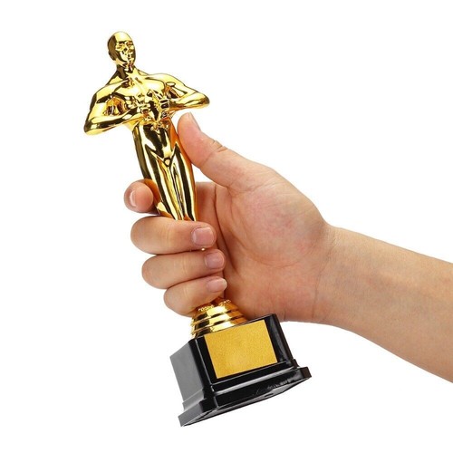 Replica small gold statue - small,