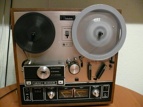 Akai 201 stereo - x,
