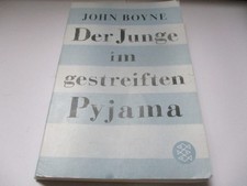 Der Junge im gestreiften