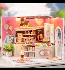 DIY Mini Holzspielzeug Miniatur Puppenhaus Bausätze Modellbau kleines Haus ohne Box