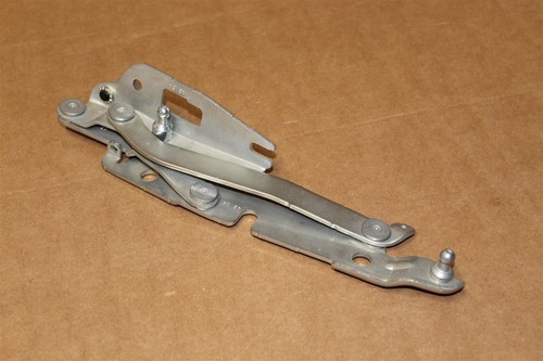 Audi right bonnet - b7,